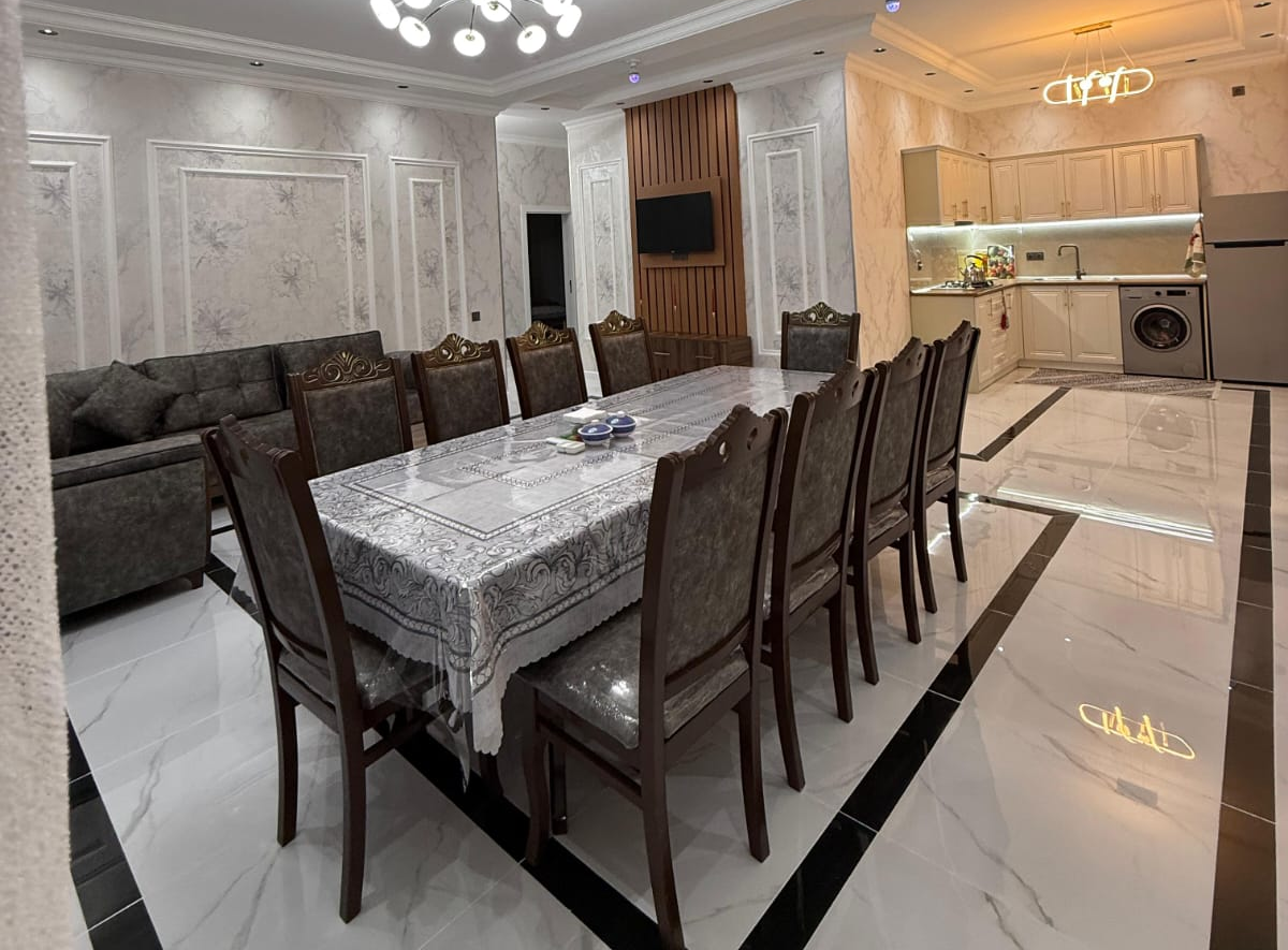 İSTİ HOVUZLU, MÜNASOB QİYMƏTƏ GÜNLÜK KİRAYƏ EV